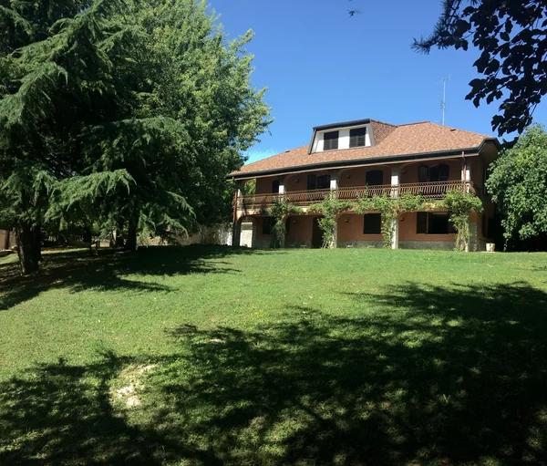 Twins Perlo Villa - Image 2