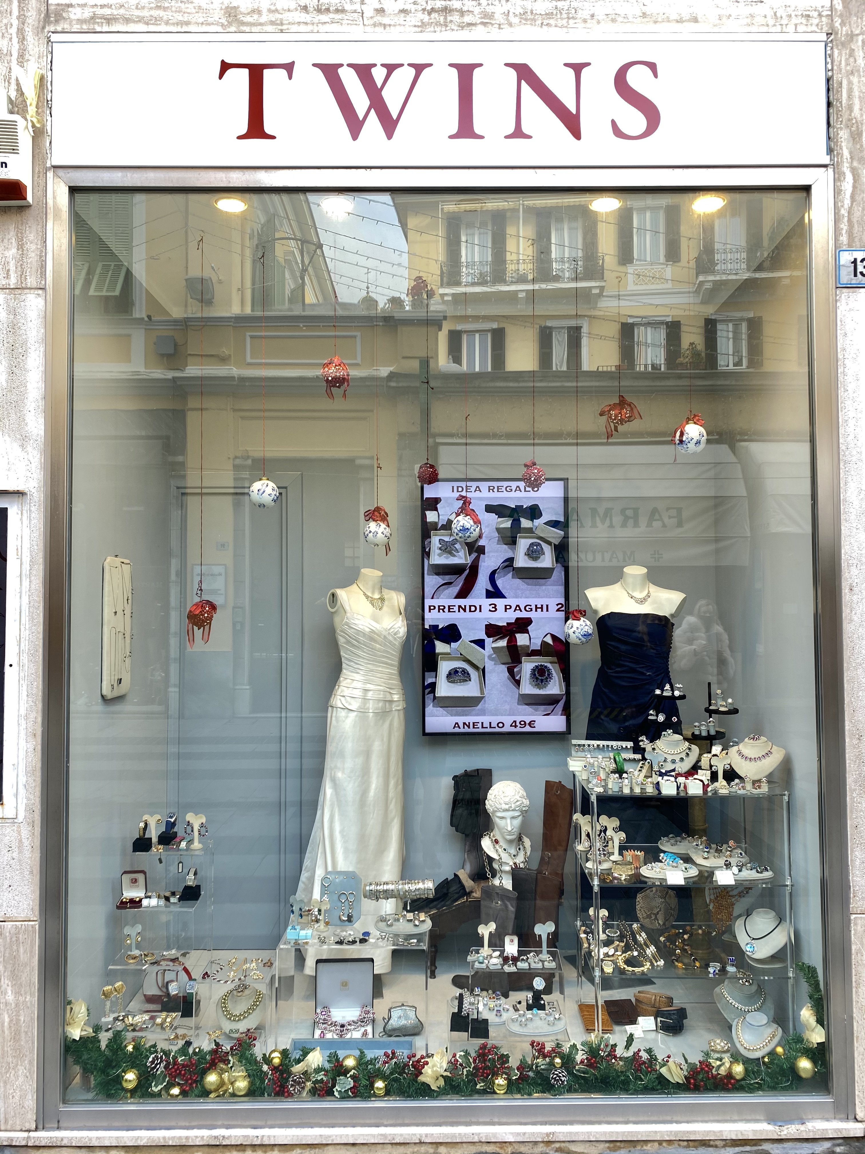 Twins' Dress Shop Sanremo